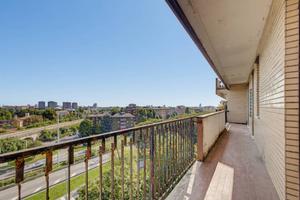 Appartamento di 141 m² con 4 locali e box auto a M