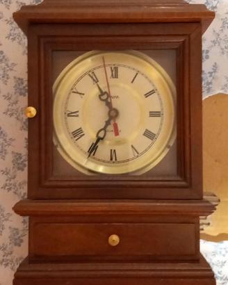 Orologio in legno