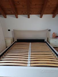 Letto matrimoniale con reti