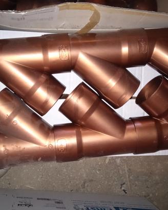 materiale per grondaie stock