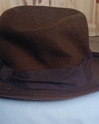 Cappello in feltro marrone scuro donna