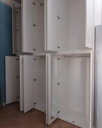 armadio in laminato bianco a 6 ante doppie