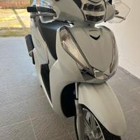 Honda sh300i 2019