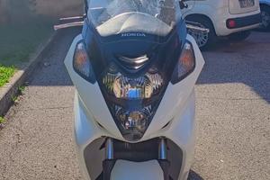 Honda Silver Wing 400 - 2006