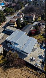 Capannone a destinazione d'uso commerciale