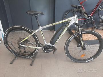 Atala B-cross