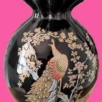 Vaso in ceramica di fattura giapponese