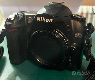 Nikon D50 con obbiettivi 18/70 e 70/300