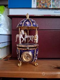 Carillon uovo stile Fabergé