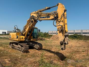 escavatore Komatsu PC230HD-8