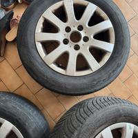 4 cerchioni in lega R15