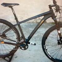 Bici KTM Myron full carbonio