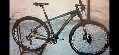 Bici KTM Myron full carbonio