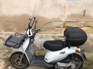 Piaggio Liberty 125 Cargo - Delivery