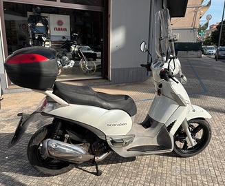 Aprilia Scarabeo 300 2010