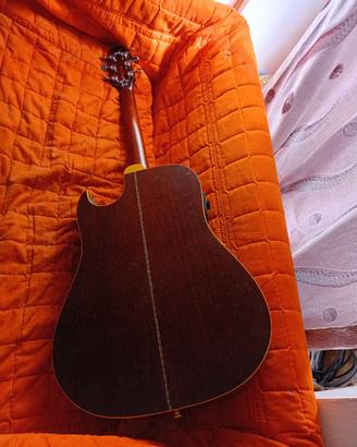 chitarra acustica