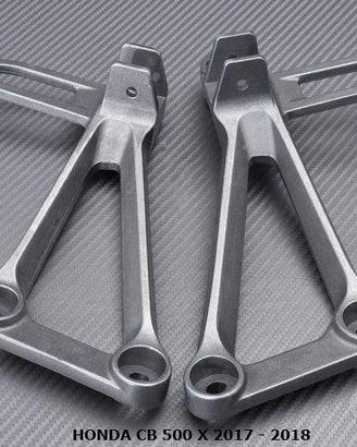 Supporto pedana posteriore per HONDA CB 500 X 2017