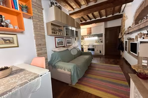 2 LOCALI A PERUGIA