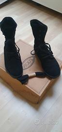 Tod's stivaletto camoscio nero