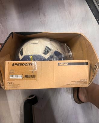 Casco speedcity- cream blue mavic