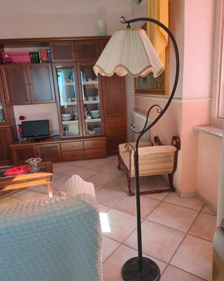 piantana in ferro battuto  stile shabby