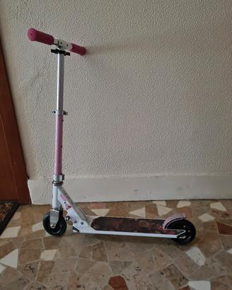 monopattino  bambina