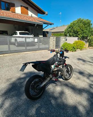 HM 125