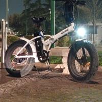 Bici elettrica Icone E-Road 