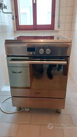 Forno elettrico con piano induzione Ariston