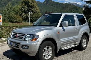 Mitsubishi Pajero 3.2