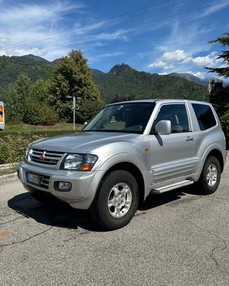 Mitsubishi Pajero 3.2