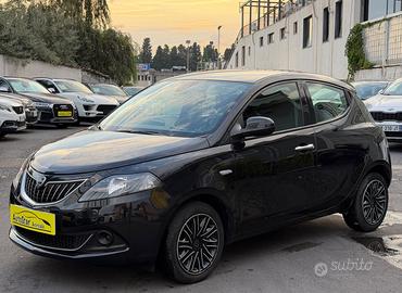 LANCIA YPSILON 1.0 HYBRID 69CV