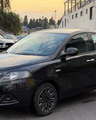 LANCIA YPSILON 1.0 HYBRID 69CV