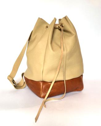 zaino in vera pelle