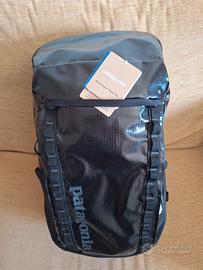 PATAGONIA Black Hole Backpack Zaino 32L Black