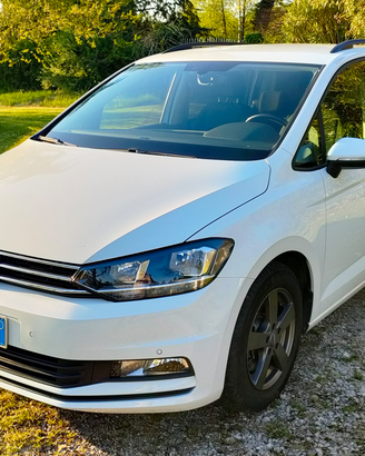 Volkswagen Touran 1.6 TDI Businessline – 7 posti