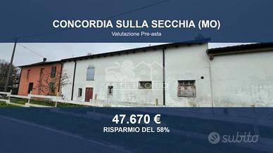 Immobile in asta di 216 m² con più di 5 locali e b