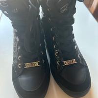 Scarpe Guess