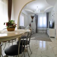 VILLA SINGOLA A PESARO