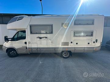 Laika Kreos 3002 Anno 09/2008 + Tutti Accessori