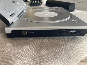 Tv portatile per auto