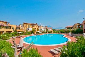 3 LOCALI A MANERBA DEL GARDA