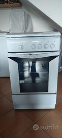 Cucina gas forno elettrico nuova marca Indesit
