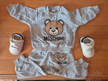 Completo neonato 3/6mesi Moschino