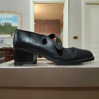 décolleté nere in pelle con cinturino