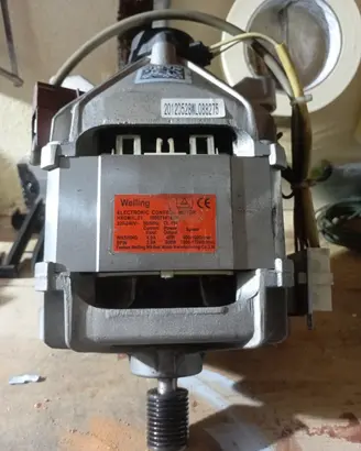 Ricambi lavatrice Indesit IWC 71251
