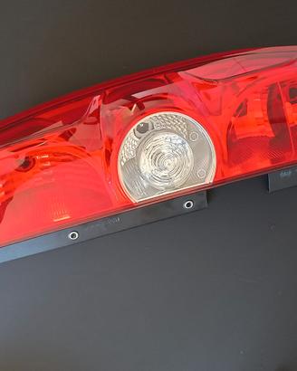 FANALE POSTERIORE DOBLO' - DX - 51810673