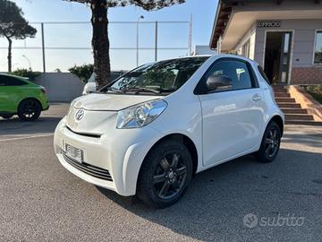 Toyota iQ 1.0 Sol