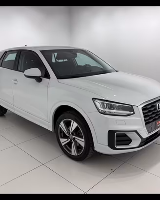 AUDI Q2 35 1.5 tfsi Admired