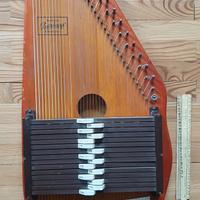 Appalachian Autoharp by Oscar Schmidt vintage